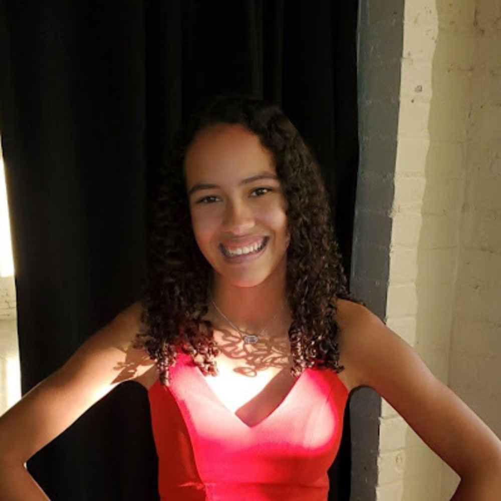 Meet your Posher, Amari